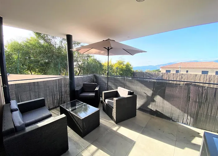 Les Terrasses De L'isolella